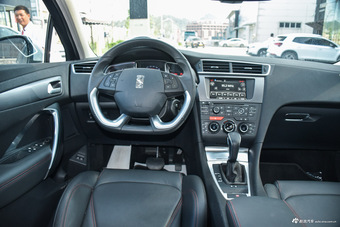 2016款DS 4S 1.6T自动智享版THP160