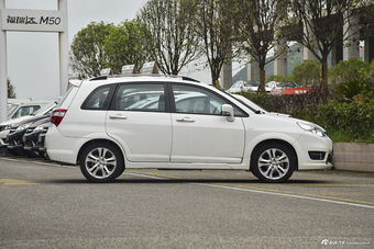 2015款利亚纳A6 1.4L手动两厢理想型