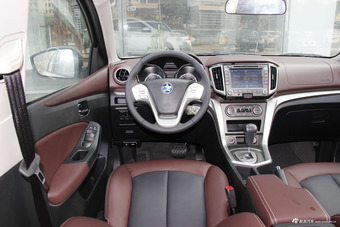 2015款启辰T70X 2.0L自动睿享运动版