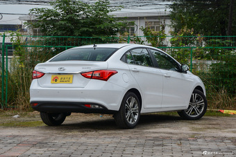 2017款艾瑞泽5 1.5L手动豪华版