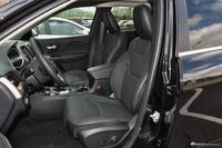 2017款自由光2.4L自动优越版