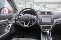 2015款绅宝X65 2.0T自动豪华型 烈焰橙