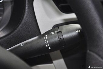 2016款全新爱丽舍1.6L自动时尚型