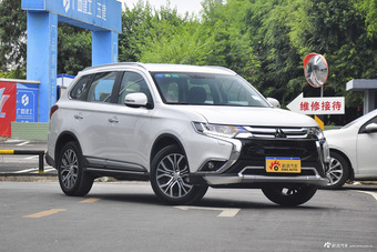 2016款欧蓝德2.4L自动四驱尊贵版7座