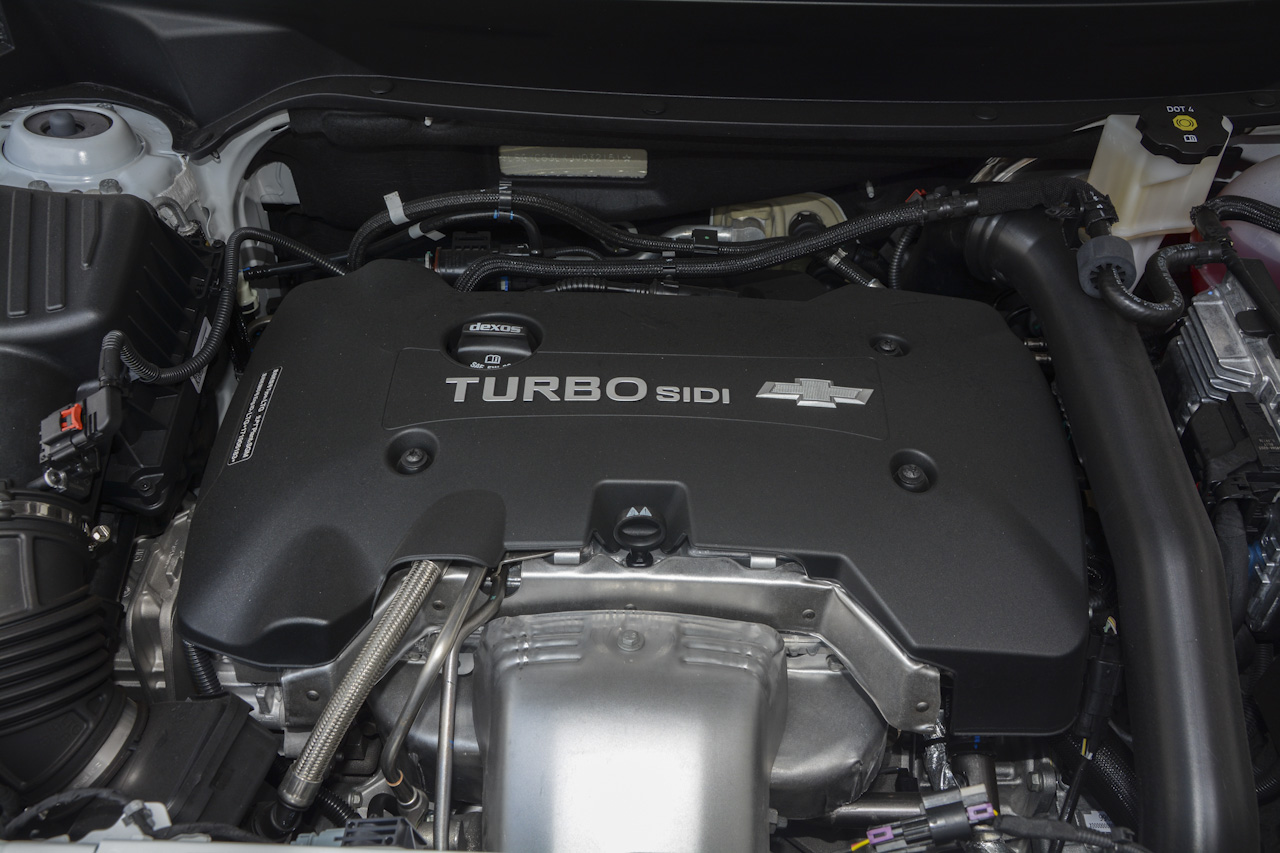 2017款探界者2.0T自动四驱拓界版550T