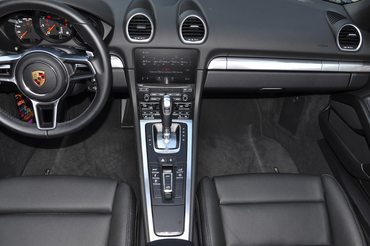2016款保时捷718 Boxster 2.0T自动
