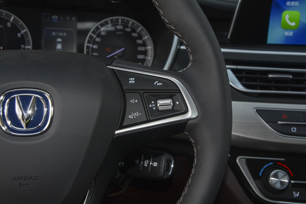 2018款睿骋CC1.5T手动典雅型