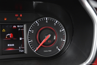 2017款中华V3 1.5L手动智能型