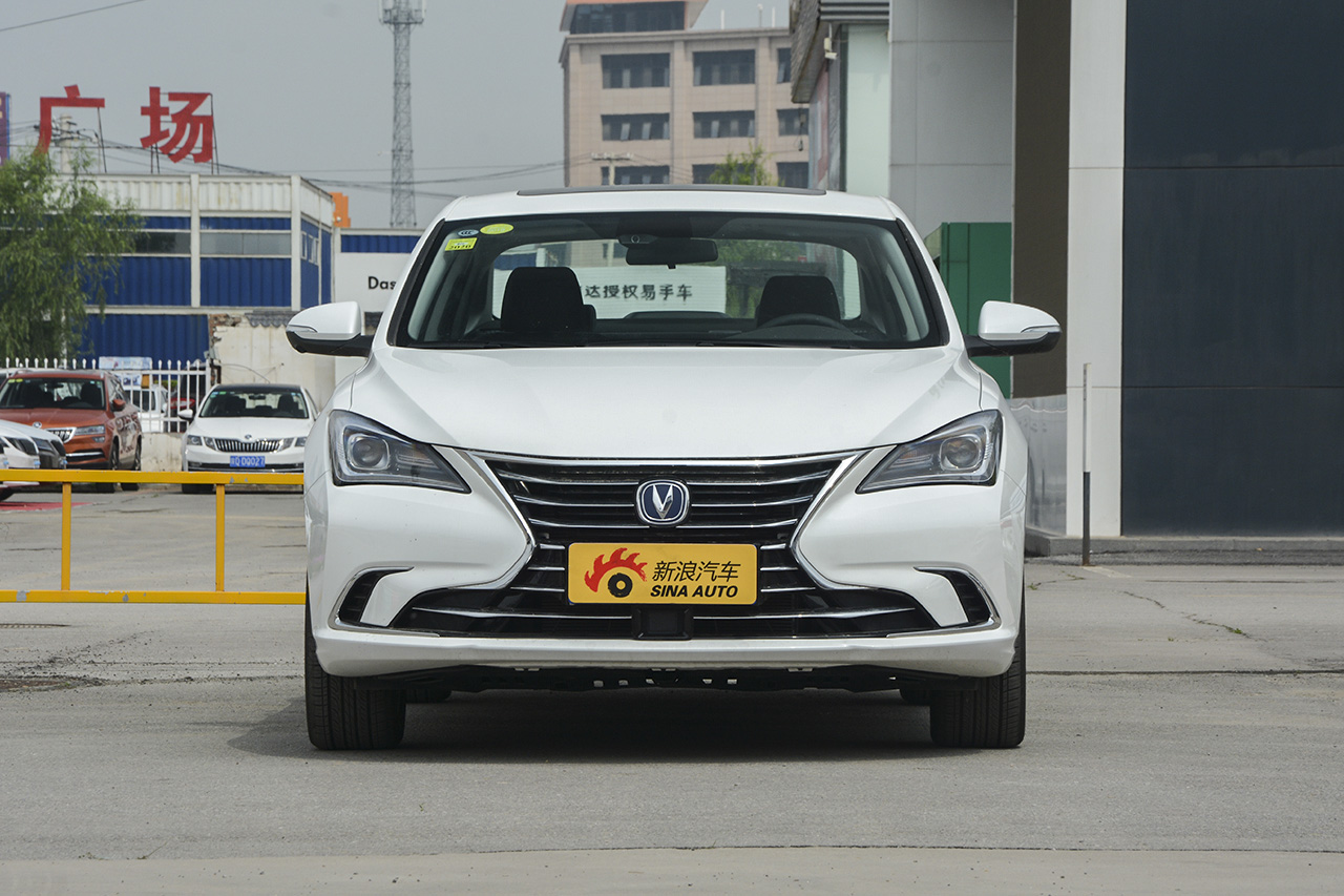 2018款逸动1.6L GDI自动尊尚型 