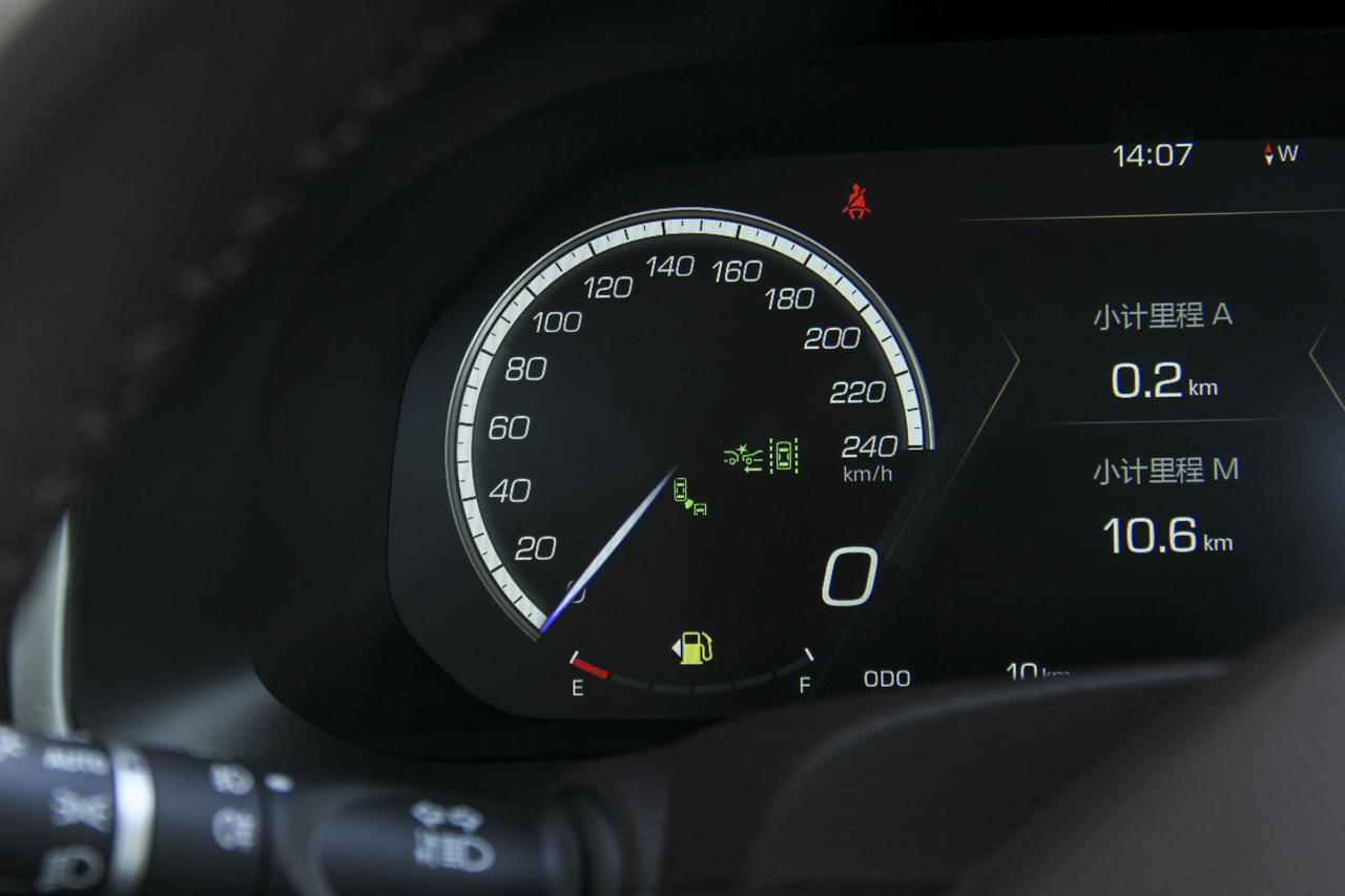 2018款WEY VV6 2.0T自动两驱超豪型