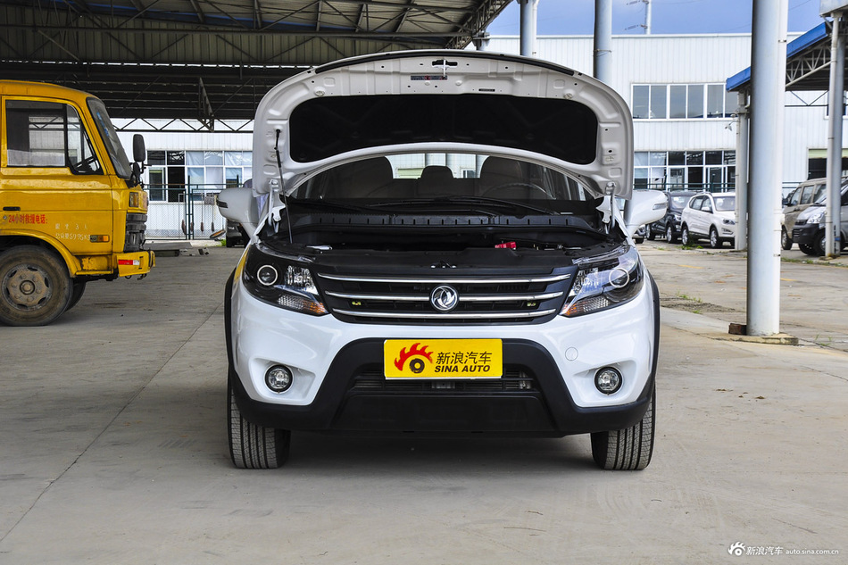 2016款景逸X5 1.8T手动尊享型 珍珠白