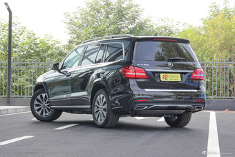  2018款奔驰GLS级 GLS400 3.0T自动4MATIC动感型