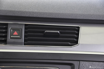 2016款宝来1.6L自动时尚型