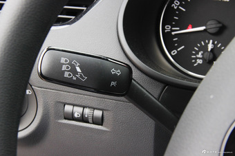 2017款明锐 1.6L手动前行版