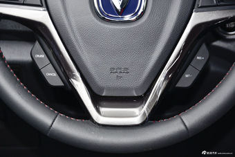 2016款长安CS15 1.5L手动尊贵版