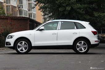 2017款奥迪Q5 2.0T 自动 40TFSI 进取型
