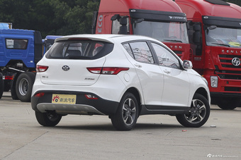 2016款骏派D60 1.8L自动尊贵型