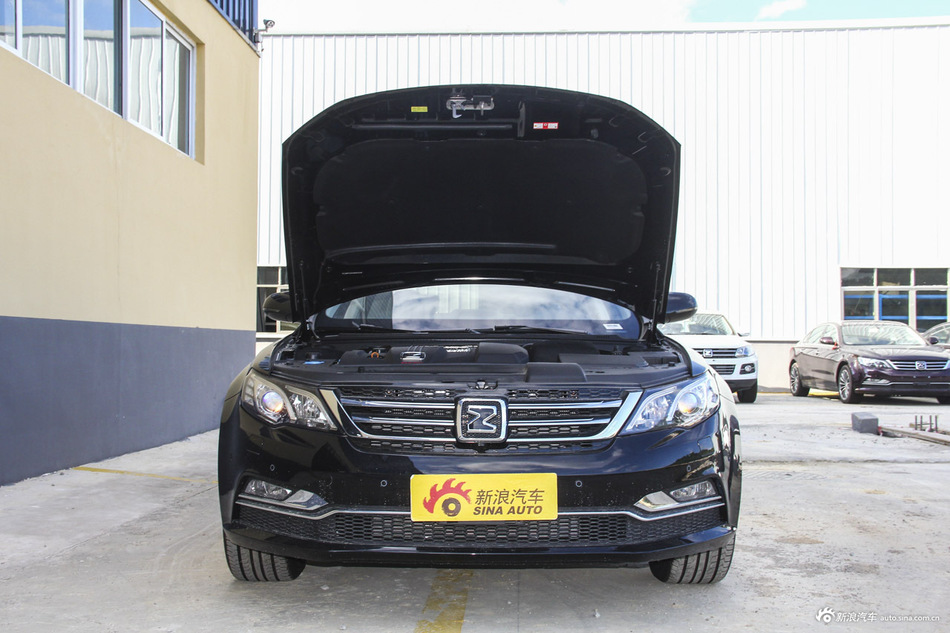 2016款众泰Z700 1.8T自动DCT典雅型