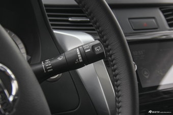 2018款途达 2.5L自动四驱旗舰版