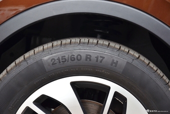 2017款宝骏560律动版1.5T手动乐享型