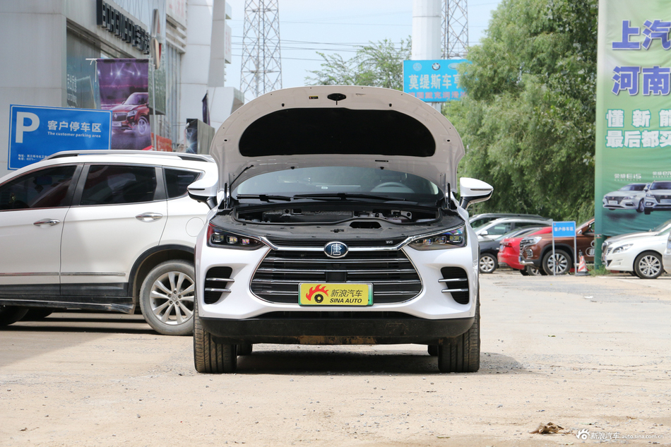 2018款比亚迪唐新能源2.0T全时四驱智联创睿型7座