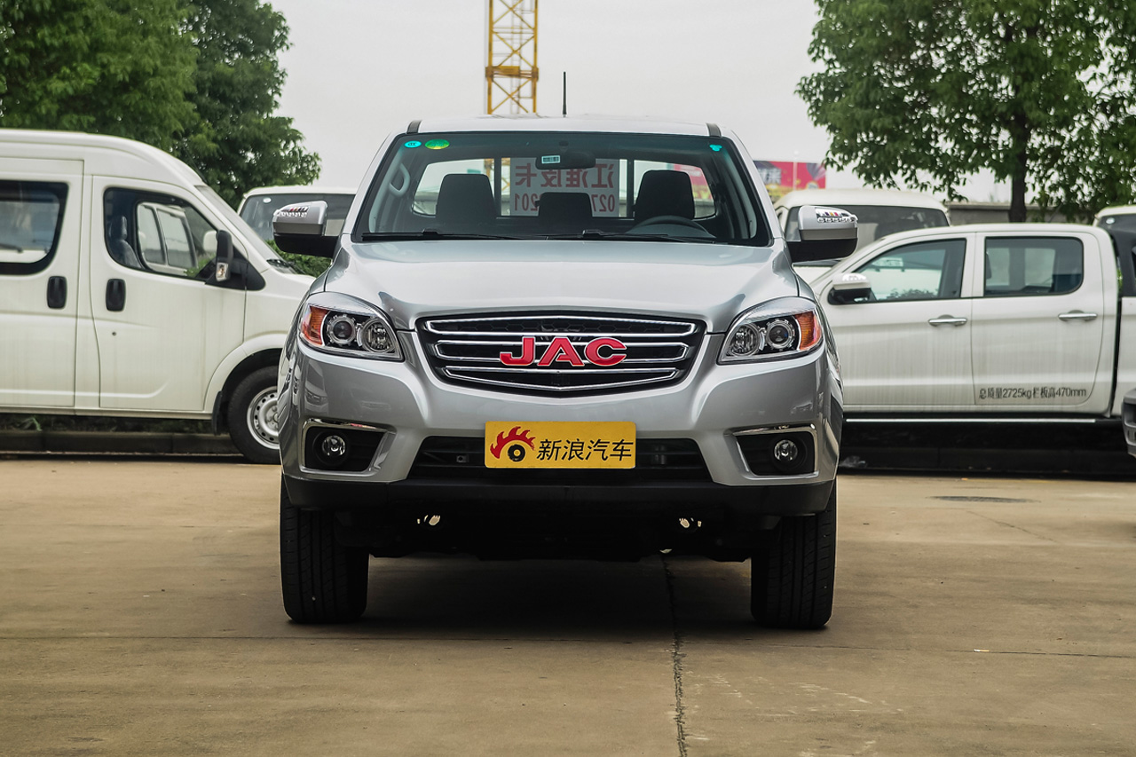 2015款帅铃T6 2.8T手动柴油新锐型HFC4DA1-2C