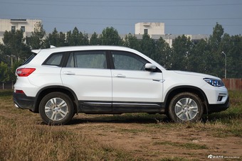 2017款CS75 1.5T手动锋尚型