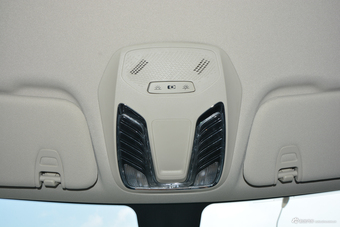 2017上汽大通D90 2.0T自动两驱水星