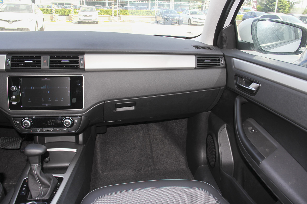 2016款观致3都市SUV 1.6T自动致悦型