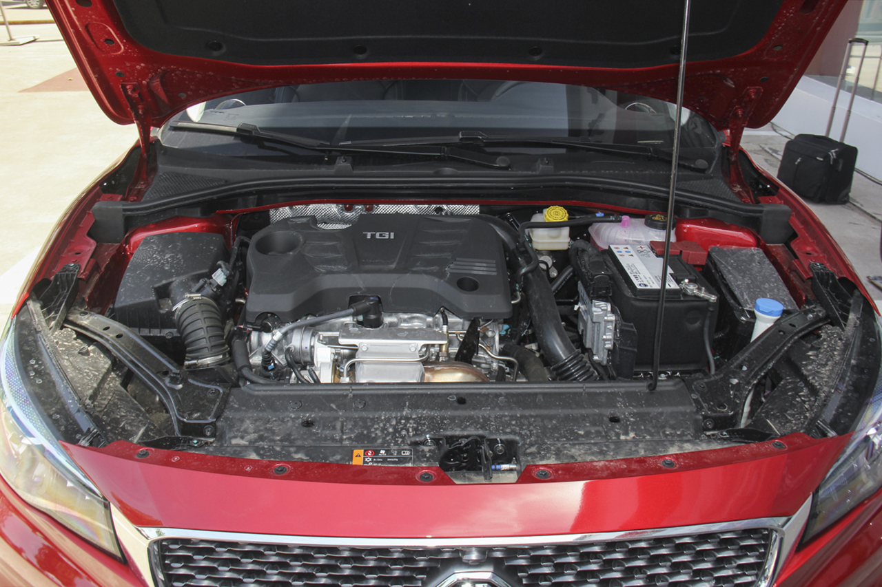 2018款名爵6 1.5T手动20T豪华智联版