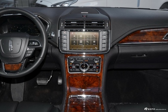 2017款林肯大陆2.0T自动两驱尊享版