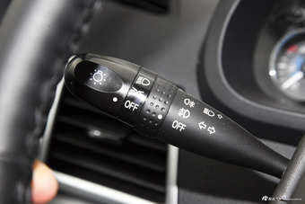 2018款中兴威虎 2.8T柴油国V两驱精英型大双CA4D28C5-1B