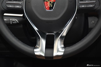 2017款荣威i6 1.5T自动互联网智尊版20T