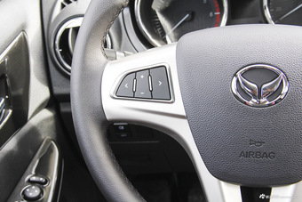 2016款北汽幻速S3 1.5L手动豪华型（国五）