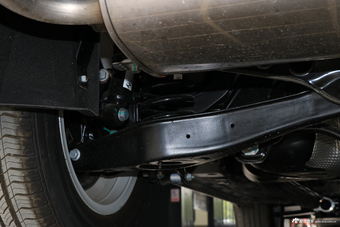 2016款宝沃BX7 2.0T自动两驱精英版28T