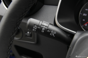 2017款名爵ZS 1.5L自动豪华版