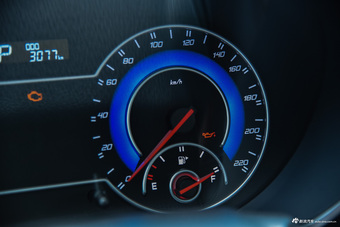 2016款海马V70 1.5T自动适·畅型 6座