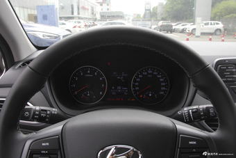 2018款逸行1.6L自动逸心版