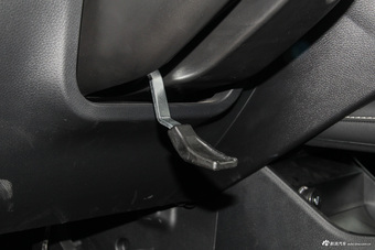 2017款风光580 1.5T手动豪华型