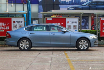 2017款沃尔沃S90 2.0T自动T4智逸版