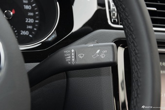 2017款速腾1.4T手动舒适型230TSI