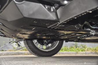 2016款森林人2.5L自动尊贵导航版