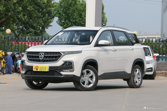 2018款宝骏530 1.8L自动精英型国V图片