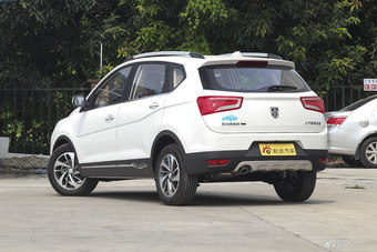 2016款 宝骏560 1.5T手动豪华型