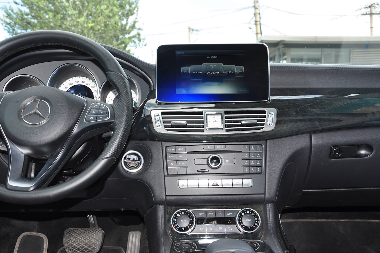 2016款奔驰CLS 260 2.0T自动逸彩版