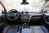 2016款东南DX3 1.5L手动尊贵型