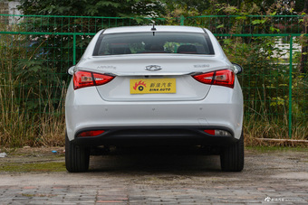 2017款艾瑞泽5 1.5L手动豪华版