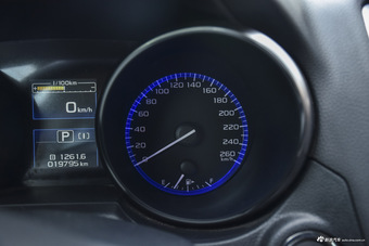 2016款傲虎 2.0T自动尊贵版