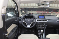 2016款悦翔V7 1.6L手动乐趣型国V