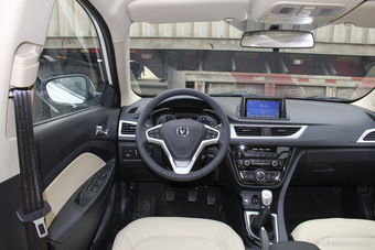 2016款悦翔V7 1.6L手动乐趣型国V